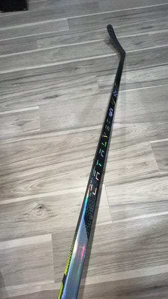 Senior True Catalyst 9X3 Left Hand Hockey Stick T27 65 Flex