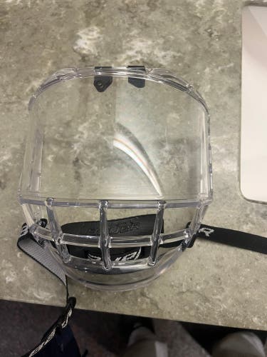 Large Bauer Concept 3 Full Shield Shield (Used)