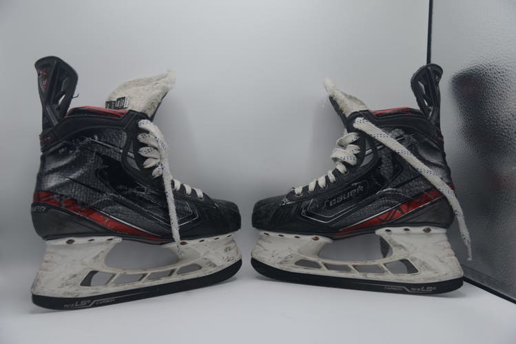 Bauer Vapor 2X Hockey Skates Regular Width Size 5 (Used)