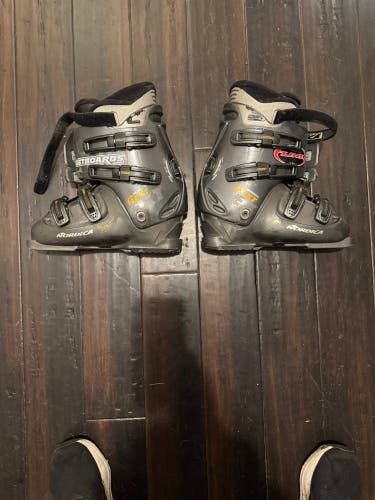 Mondo 29 & 29.5 Men's Nordica Nxt Ski Boots (Used)