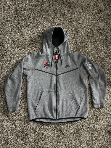 OHIO STATE OSU BUCKEYES PLAYER ISSUED 2017 COTTON BOWL NIKE TECH FLEECE HOODIE LARGE