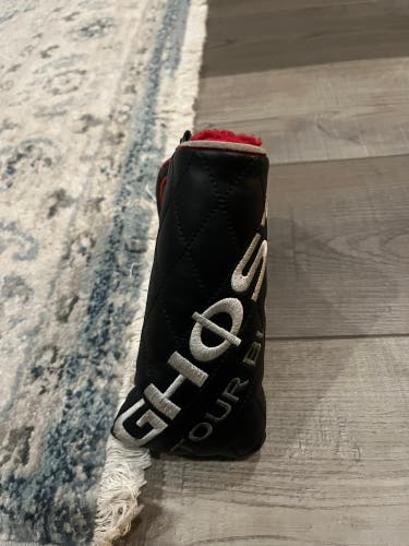 TaylorMade Head Cover (Used)