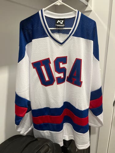 White Large Men's K1 Jersey (New)