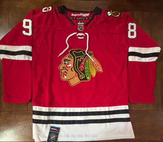 Chicago Blackhawks Connor Bedard Jersey Adult Large (52) NWT