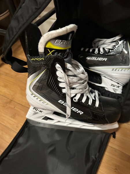 2025 Bauer S21 Vapor Select (SMU) Hockey Skates 7 (Used)