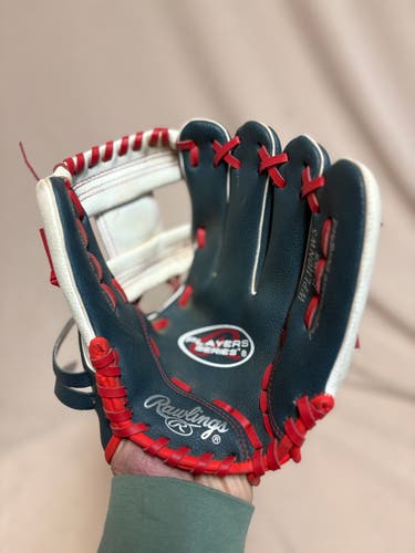 RH Rawlings Player series Baseball Glove 11" (Used)