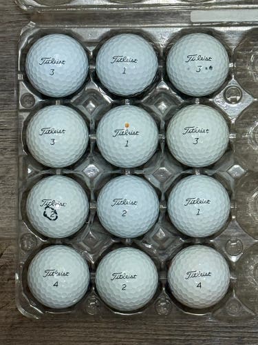 12 Titleist AVX Golf Balls - 5A MINT CONDITION