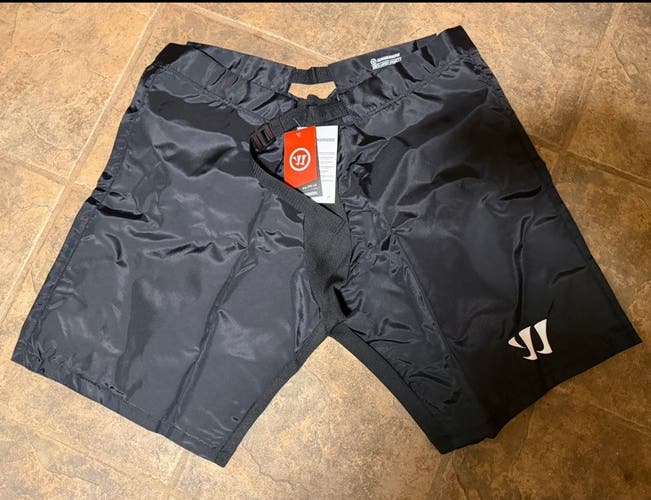 NEW BLACK HOCKEY PANT COVER UPS SIZE MEDIUM