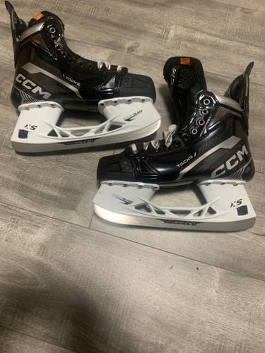 LIKE NEW CCM Tacks Vector Premier (SMU) Hockey Skates Regular Width 7.5 (Used)