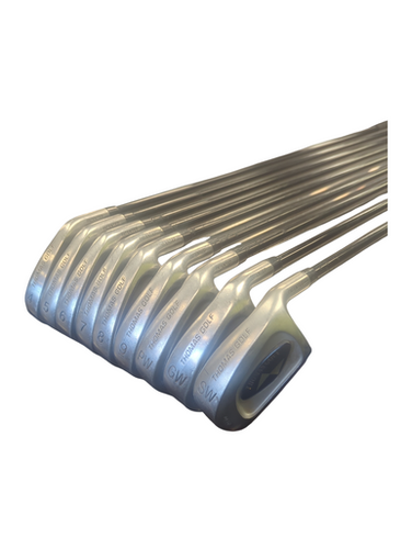 (Used) Right Handed Men's Senior Flex Graphite Shaft Iron Set