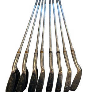 Wilson Used Right Handed Men's Regular Flex 8 Pieces Clubs (Full Set)