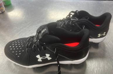 Used Under Armour LEADOFF BB/SB Cleats Black Junior 05 11497-S000154630