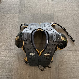 Used Schutt MID FLEX 4.2 38-40IN FB Shoulder Pads Black XL 11614-S000228195