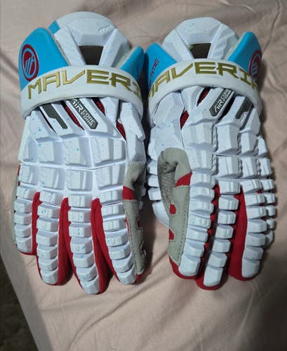 2025 Showtime Maverik Max Lacrosse Gloves 13" (New)