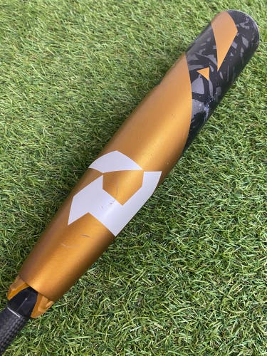 2022 DeMarini Zoa Composite Bat USSSA Certified (-10) Composite 18 oz 28" (Used)