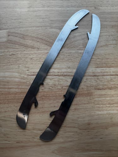 NHL Pro Stock Game Used Bauer LS3 306mm Skate Blades / Runners