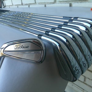 Titleist Forged T200 Forged (4i-PW, 48*) Iron Set w/ True Temper AMT S300 Shafts