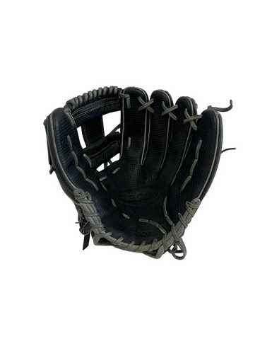 Used Wilson A2000 RH Throw Fastpitch Gloves Black 12" 11692-S000145197