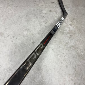 102 Flex P88 Senior Bauer Vapor Hyperlite Left Hand Hockey Stick Pro Stock NHL (Used)