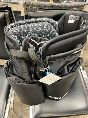 Senior XL Bauer X Hockey Pants (New)