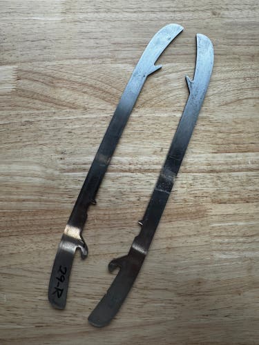 NHL Pro Stock Game Used Bauer LS2 296mm Skate Blades / Runners