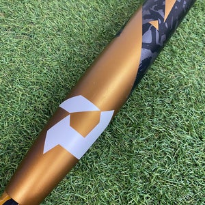 2022 DeMarini Zoa Composite Bat USSSA Certified (-8) Composite 22 oz 30" (Used)