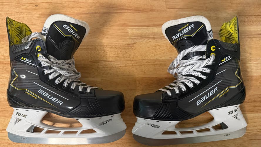 Bauer Supreme M30 Hockey Skates Extra Wide Width 10 (Used)