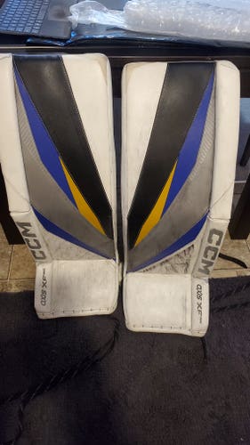 33+1.5" CCM Axis XF Pro Goalie Leg Pads blue/gold/grey/black