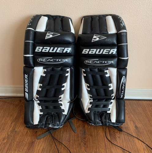 32" Bauer Reactor 5000 Goalie Leg Pads (Used)
