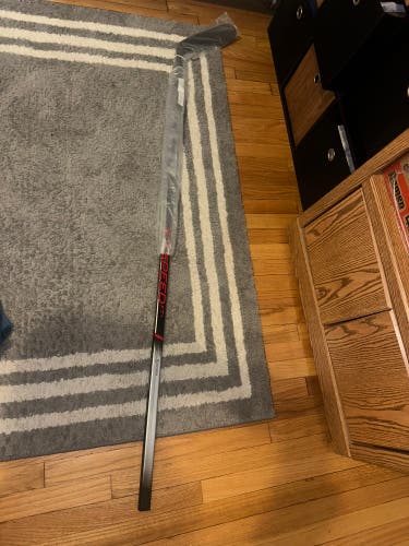 Senior CCM Right Handed Hockey Stick P28 70 Flex (New)