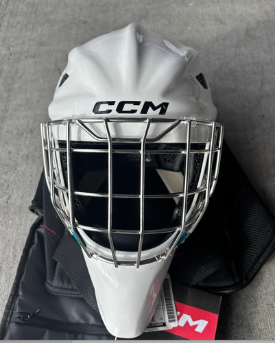 CCM AXIS XF Goalie Helmet & Cage w/Bag Small (New)