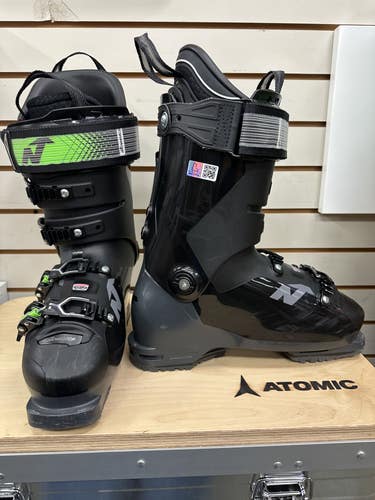 Men's Nordica Pro Machine 120 Ski Boots- Size 26.5 (Lightly Used)