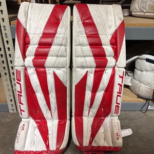 Intermediate True Catalyst 7X3 Goalie Leg Pads | 31" + 2"