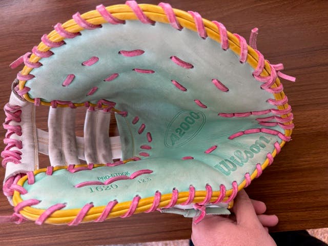 First Base RH Wilson A2000 1620 Baseball Glove 12.5" (Used)