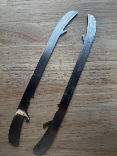 NHL Pro Stock Game Used Bauer LS3 306mm Skate Blades / Runners