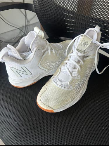 Men's Size M 10.5 (W 11.5) Adult New Balance Freeze 3.0 (New)