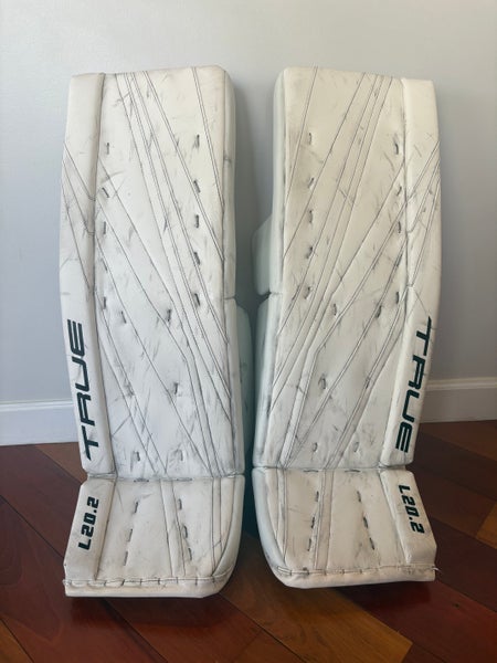35" 2021 True L20.2 Goalie Leg Pads (Used)