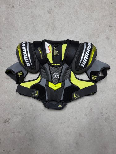 NCAA Senior Medium Warrior Alpha QXPro Shoulder Pads (New)