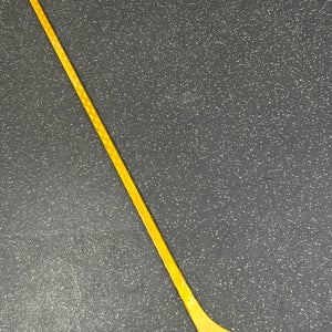 Senior Left Hand P28 75 Flex Pro Stock (New) Goldout Stick Item#CCG78