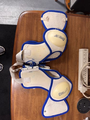 Cooper Pro SD 69 D vintage Shoulder Pads