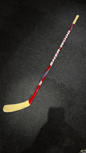 Intermediate Sher-Wood T50 Right Handed Hockey Stick Heel Pattern 90 Flex (Used)