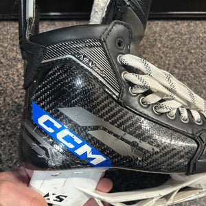 2022 CCM AS-V Pro Hockey Skates Regular Width Size 6.5 (Used)