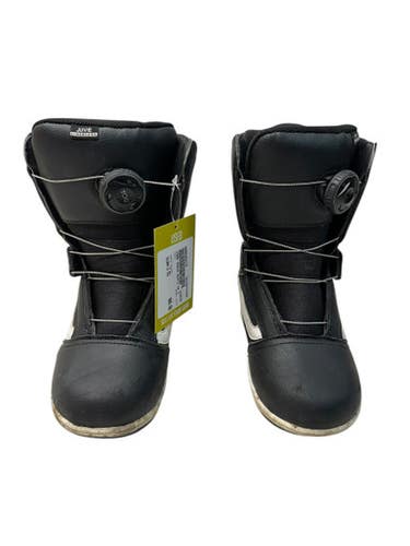 Used Vans JUVIE Boys Snowboard Boots Black Junior 01 11835-S000202376