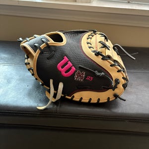 2025 Wilson A2000 1790 RH Catcher's Baseball Glove 34" (New)