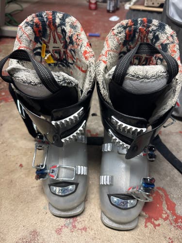 Mondo 22 & 22.5 Kid's Nordica Hot Rod Ski Boots (Used)