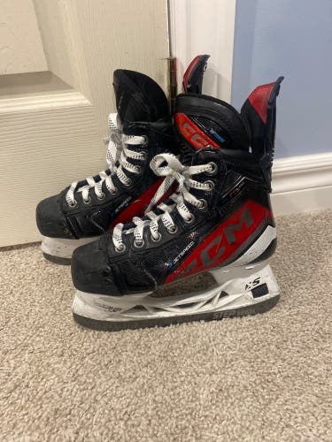 CCM JetSpeed FT6 Pro Hockey Skates Regular Width Size 1 (Used)