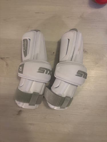 Large/Extra Large Adult STX Stallion 1k Arm Pads (New)