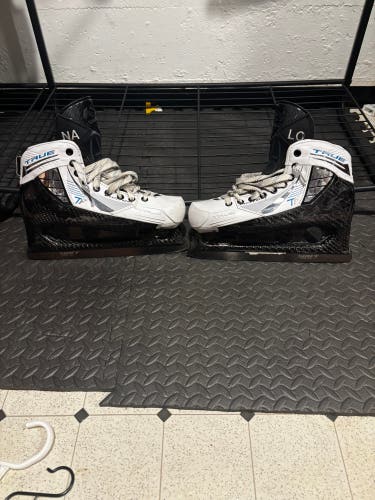 Pro Stock True One Piece Goalie Skates Size 6.5
