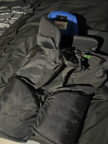Senior Large Bauer Nexus Hockey Pants (Used)