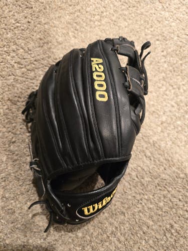 RH Wilson A2000 1788 Baseball Glove 11.25" (Used)